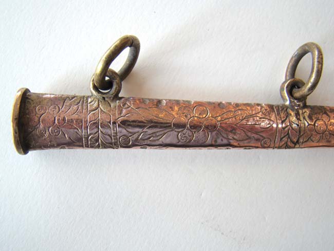 A Britsh Naval 'Fighting' Dirk with original engraved copper scabbard circa 1800-1820 — image 3